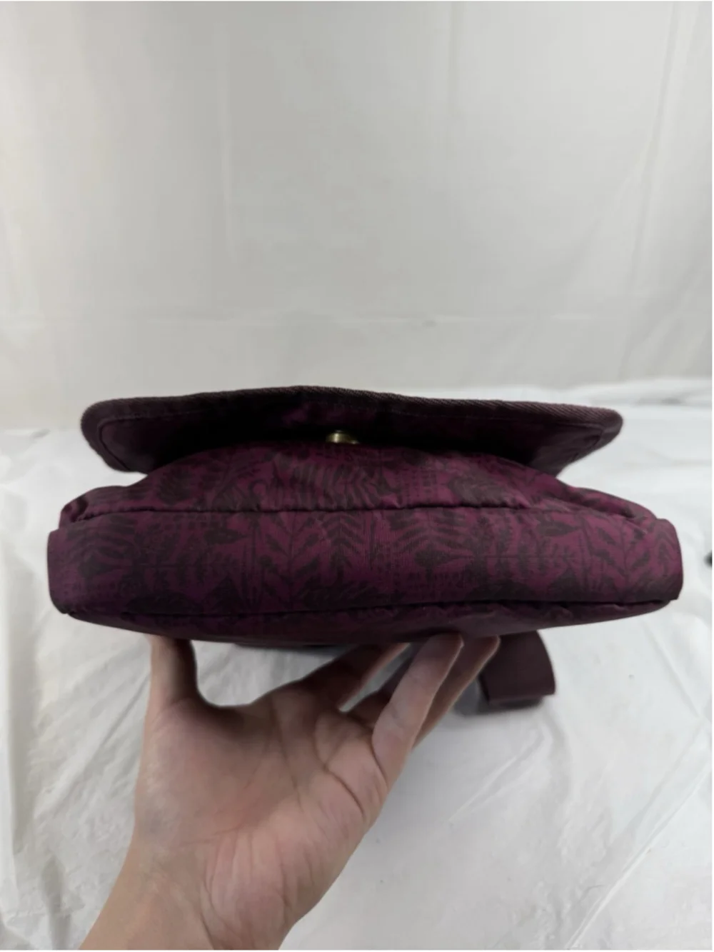 Eddie Bauer Connect Tech Crossbody Bag Burgundy leaf print Travel Tablet Purse